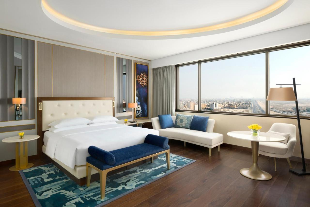 Grand Hyatt Al Khobar Hotel And Residences Exterior photo Deluxe Room
