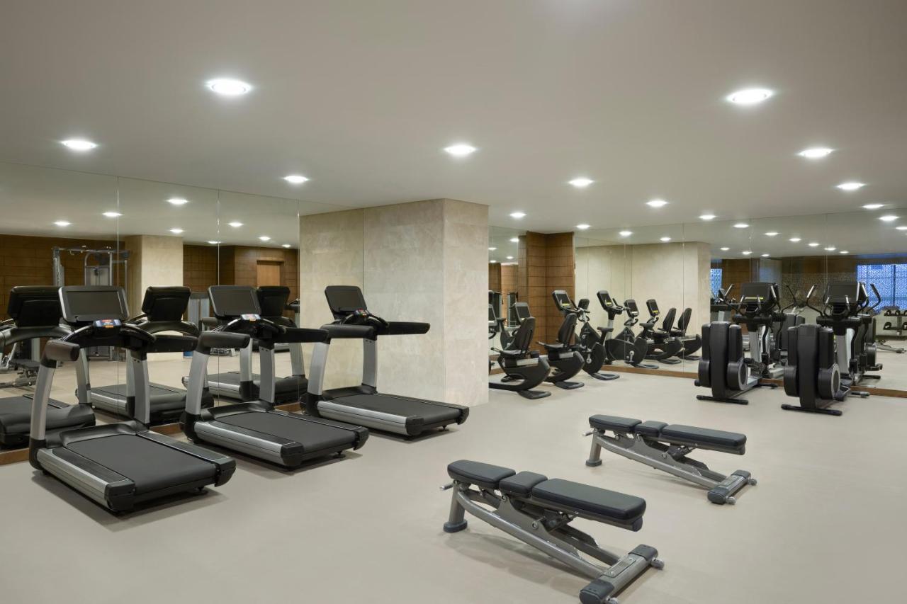 Grand Hyatt Al Khobar Hotel And Residences Exterior photo The gym at the hotel