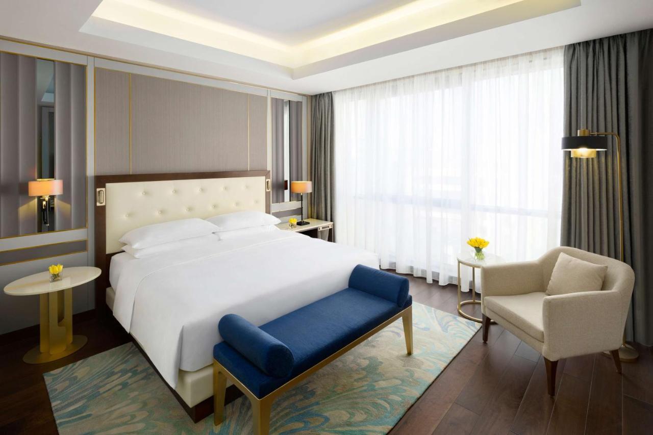 Grand Hyatt Al Khobar Hotel And Residences Exterior photo Deluxe Room