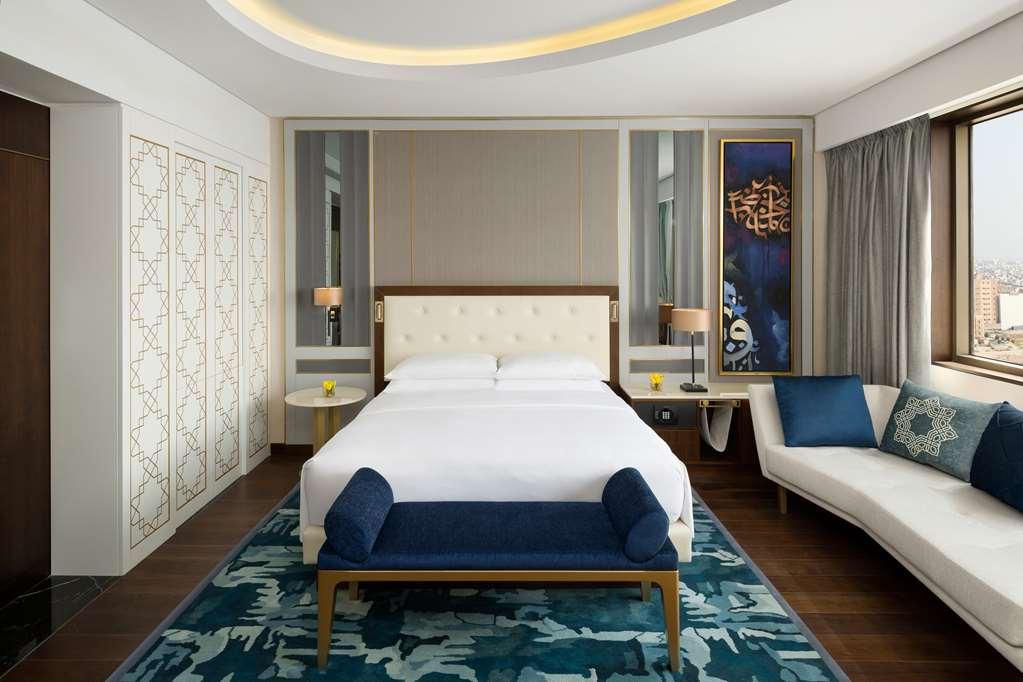 Grand Hyatt Al Khobar Hotel And Residences Room photo